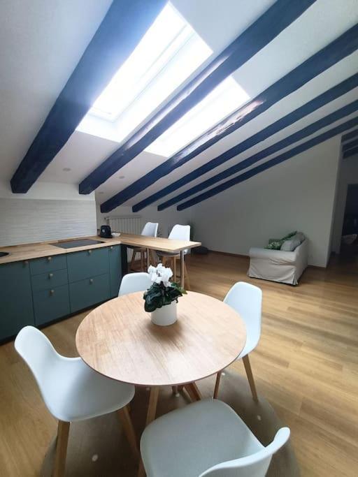 Loving My Rooms 1 - Deliziosa Mansarda In Centro Gorizia Luaran gambar